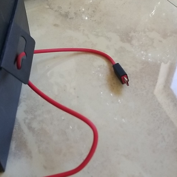 Beatssolo 2 Wireless - Picture 4 of 5